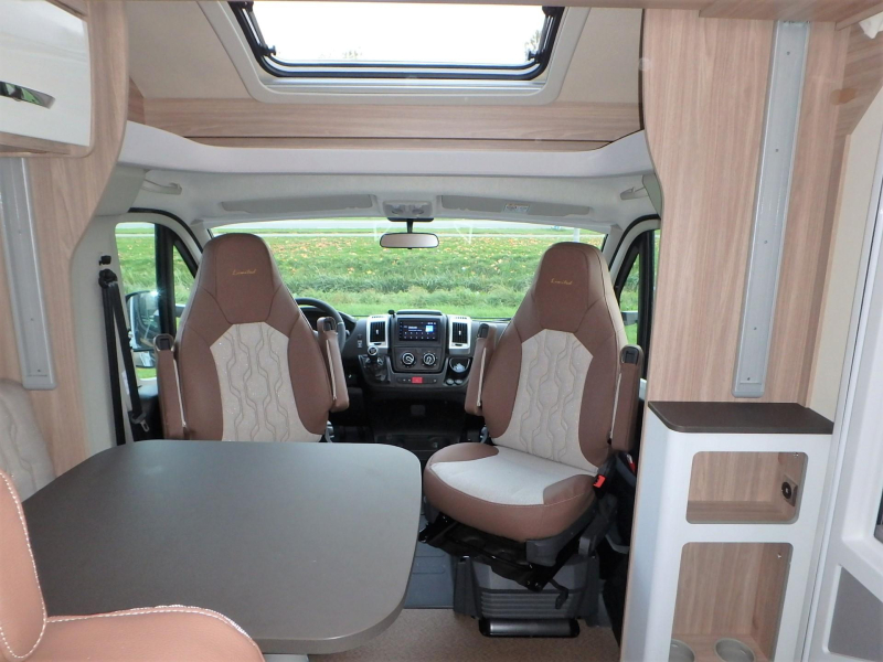 B&uuml;rstner Limited T 690 G HISTORIE BEKEND !! Foto: 13