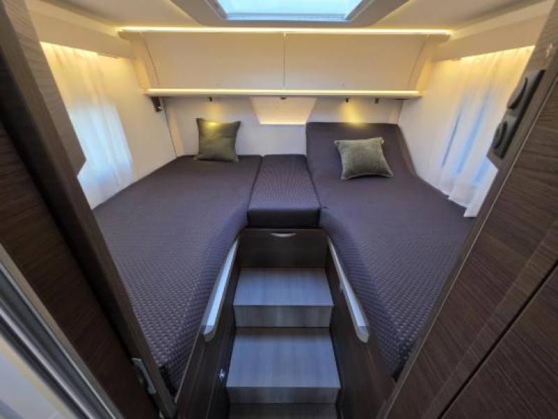 Adria Sonic Supreme 700 DL  foto: 12