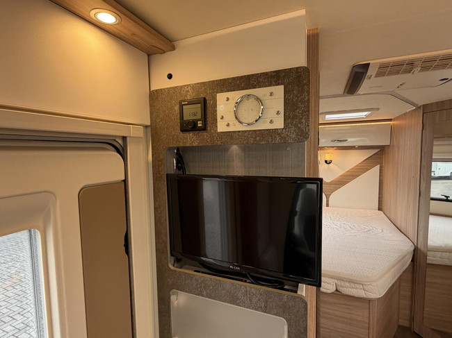 Bürstner Harmony T660 Zonnepanelen 2X Airco Luchtvering Omvormer foto: 22