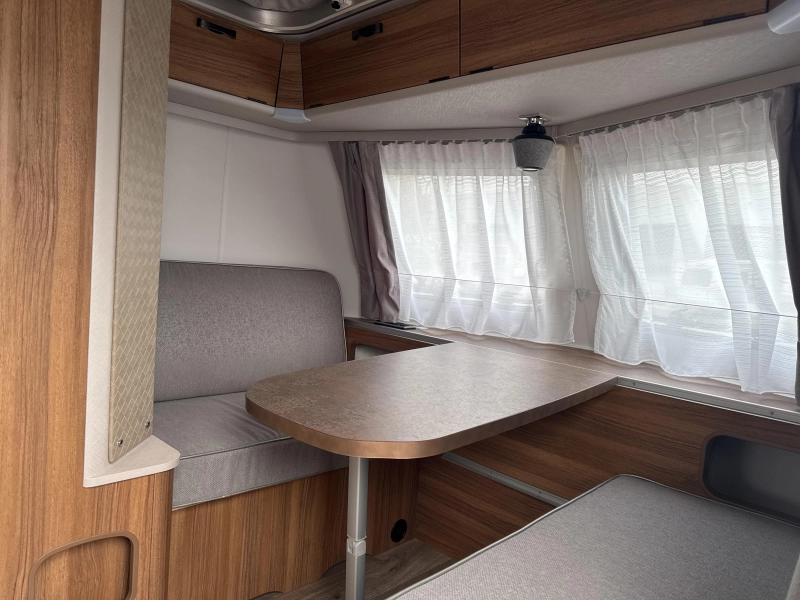 Eriba Touring 530 Legend Hampton argent photo : 1