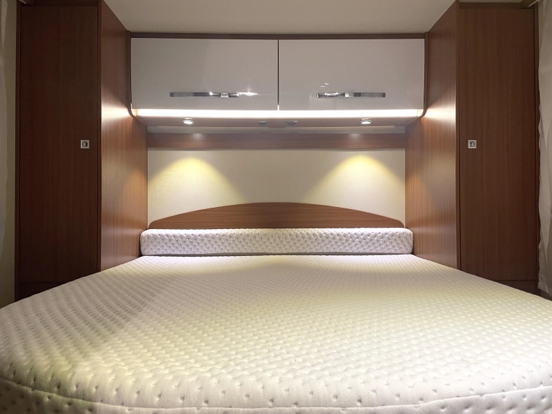 Etrusco T 6900 QB Lichtgewicht top camper  foto: 5
