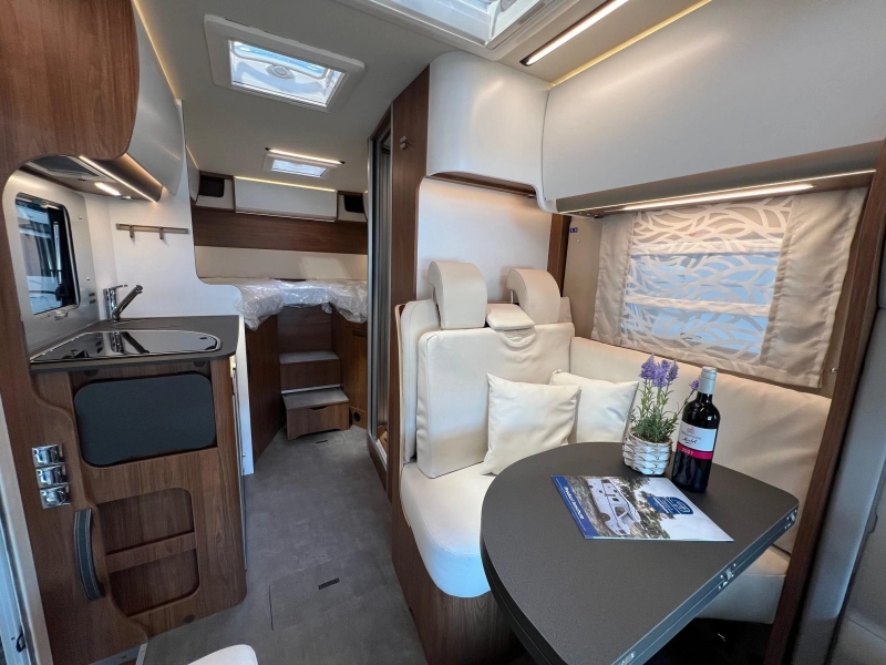 Laika Ecovip L 2009 Titanio enkele bedden  foto: 10