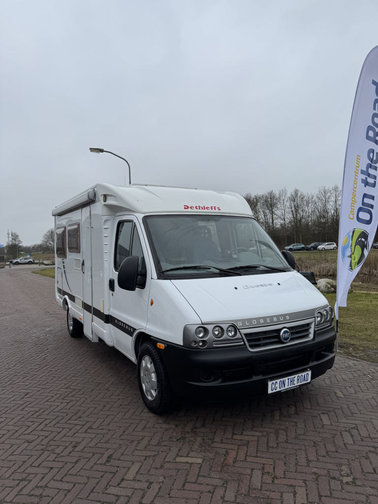 Dethleffs Globebus 1 110 PK, Dwarsbed, halve-treinzit, draaistoelen, Motor airco, nette camper, lengte 6.00 Bj. 2006 Camper centrum on the road Marum  foto: 1