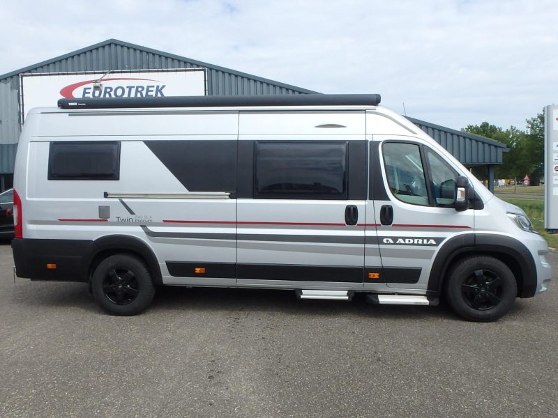 Adria Twin Platinum 640 SLX 