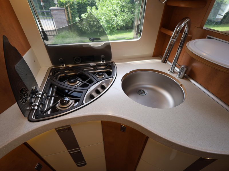 Carthago Chic C-Line II I 4.9 LE Automatik - ohne Hubbett Foto: 6