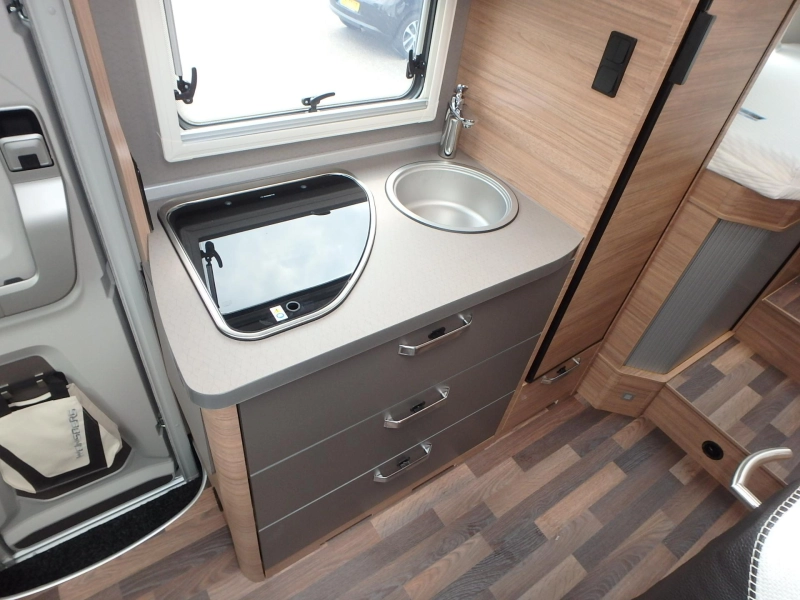 Weinsberg CaraCompact MB 640 MEG Pepper Foto: 17