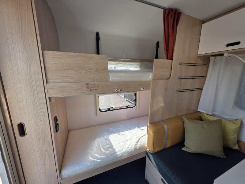 Adria Aviva 472 PK photo: 8