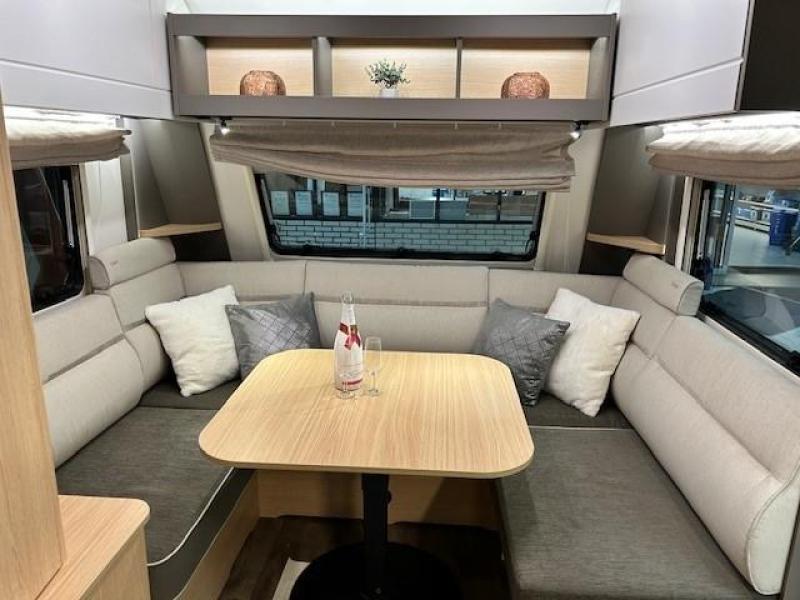 LMC Videro 510 E ultieme luxe 