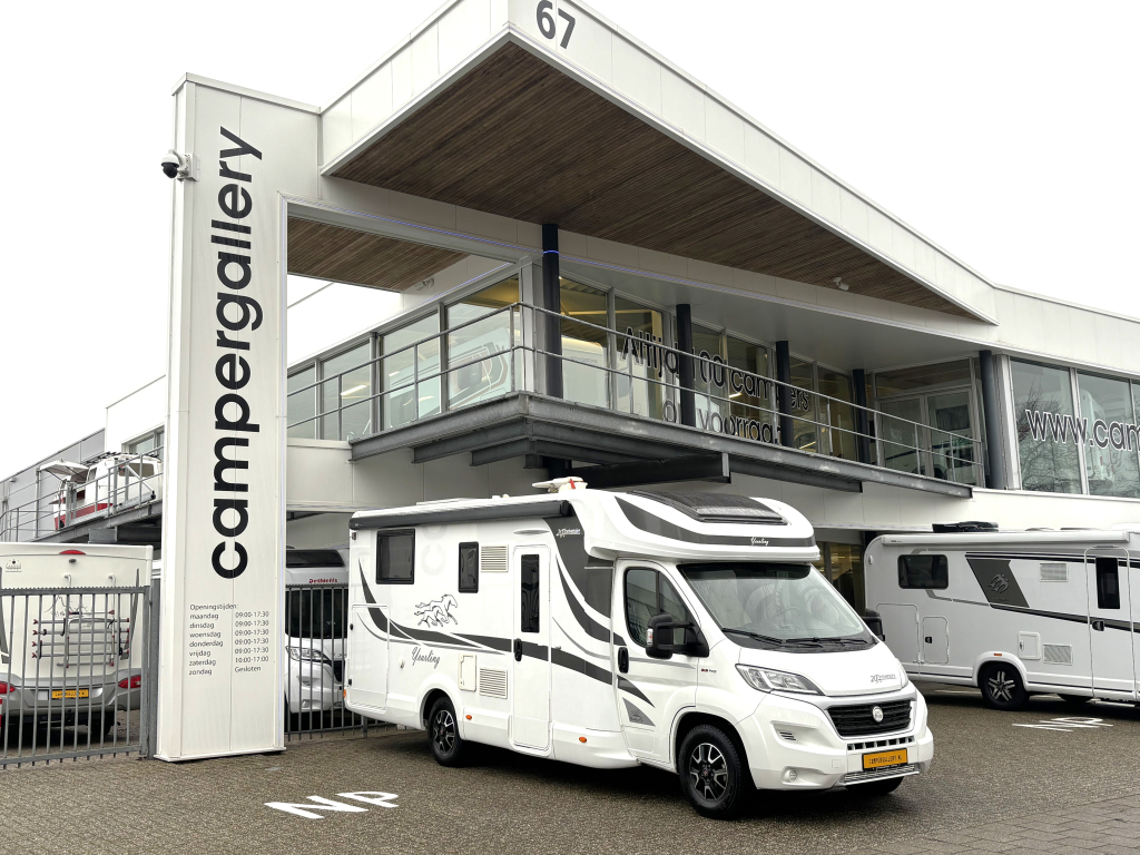 Mc Louis Yearling 89G 9-TR AUTOMAAT QUEENSBED + HEFBED EURO6