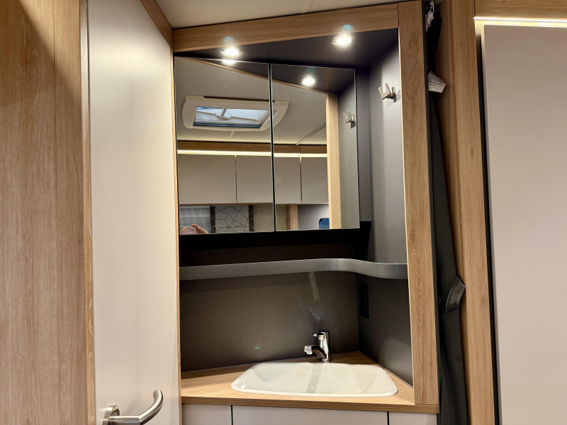 Knaus Sport 450 FU Actiemodel  foto: 7