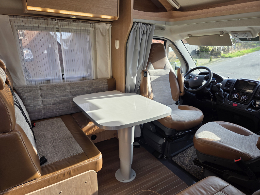 Sunlight T69i 2018 Fiat 150 PS Queensbett Foto: 23
