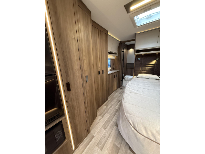 Kabe Imperial 740 TDL Modelo 2026 - Dise&ntilde;o E5 foto: 11