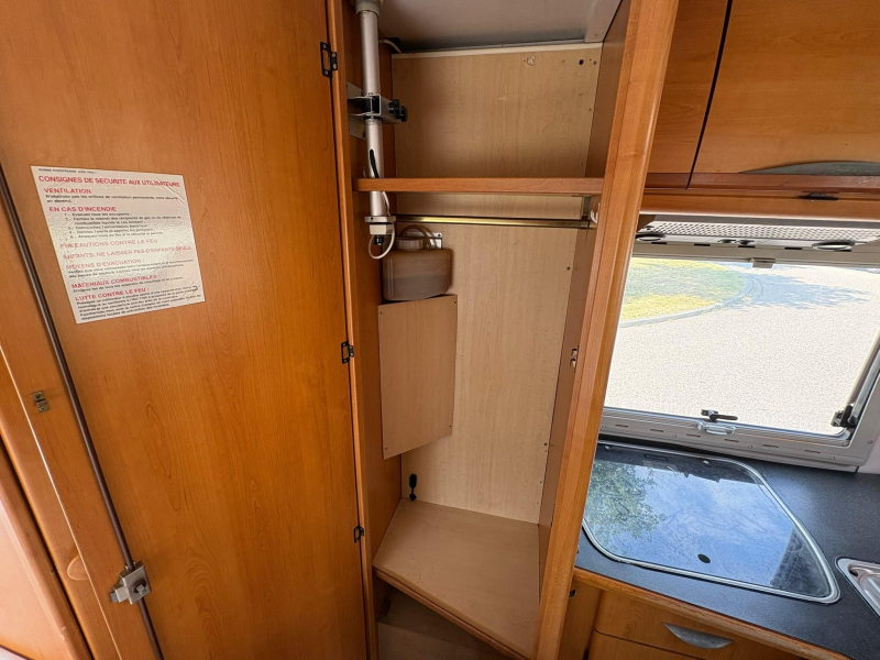 Autostar Athenor 458, Aire acondicionado, Comedor, Cama fija foto: 15