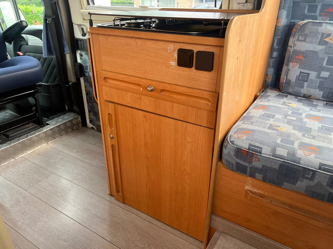 Peugeot Boxter Buscamper | Luifel | Maxxfan | Ombouwbare Rondzit | Bearlock foto: 21