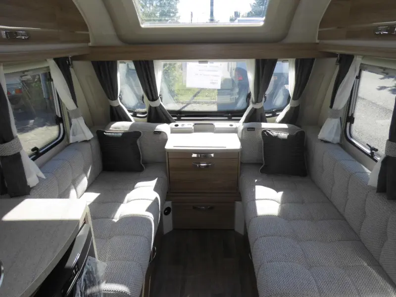 Sprite Cruzer 480 SR Nieuw,overjarig!! 