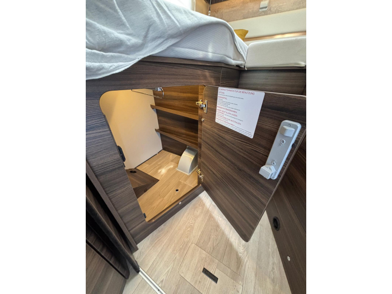Laika Ecovip 4009 L automaat, E&P enkel bed  foto: 23