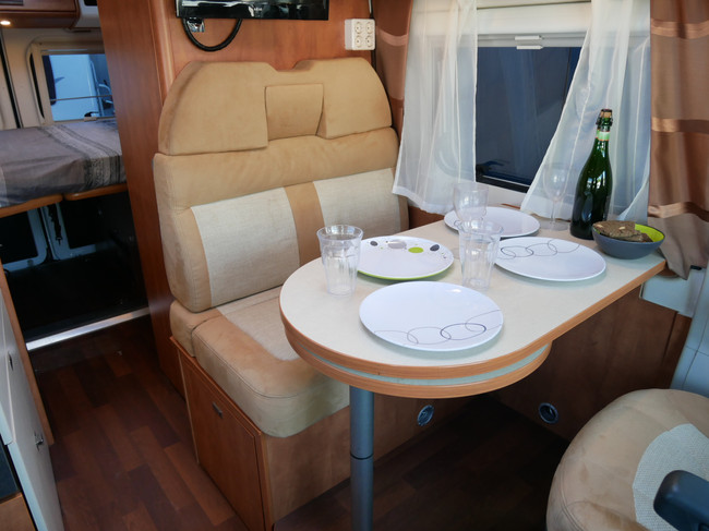 Carthago Malibu Van 600 DB, 6 Meter Buscamper, Busbiker!! foto: 9