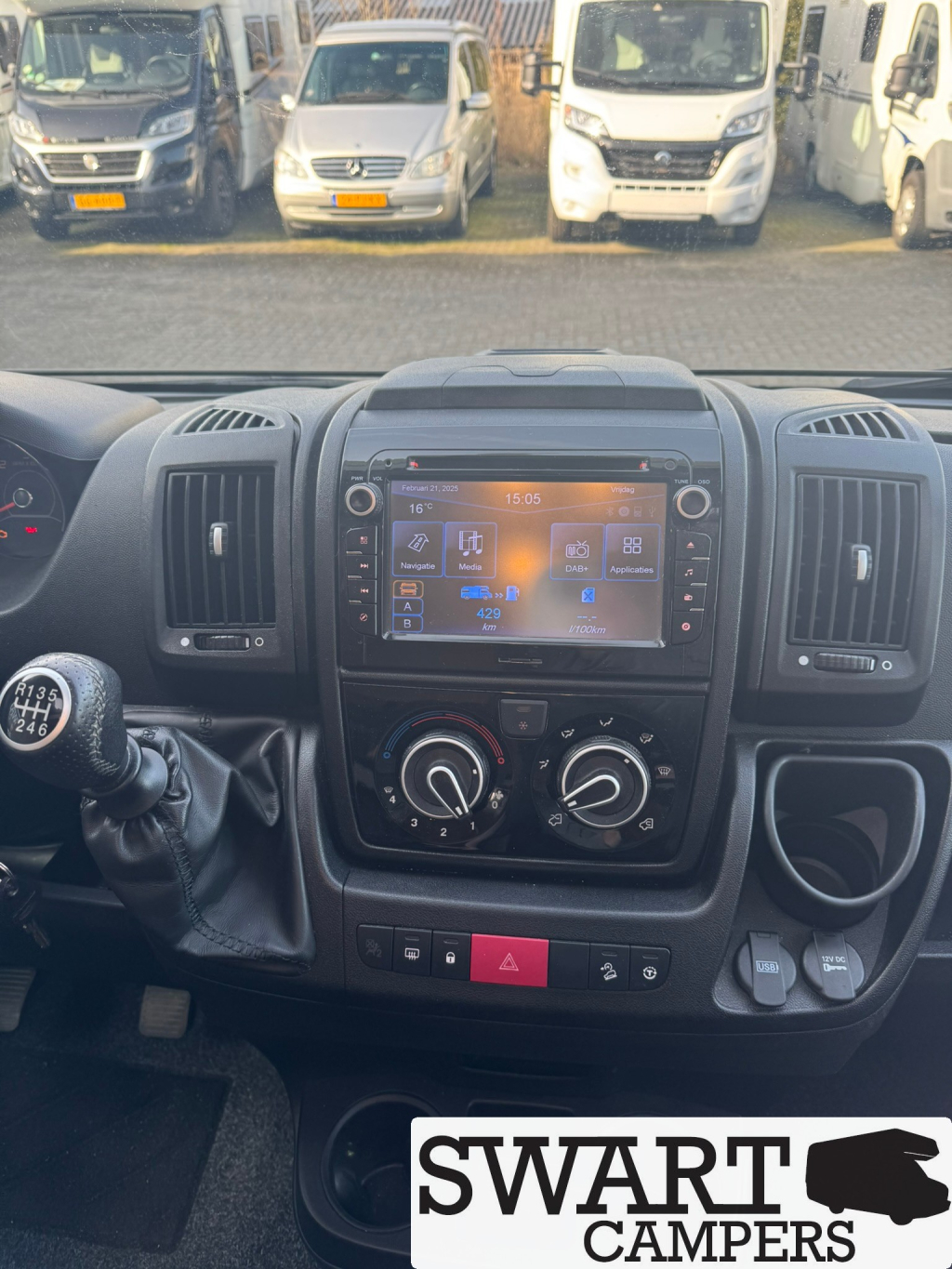 Knaus Skywave 650 MEG, Enkele bedden Hefbed foto: 9