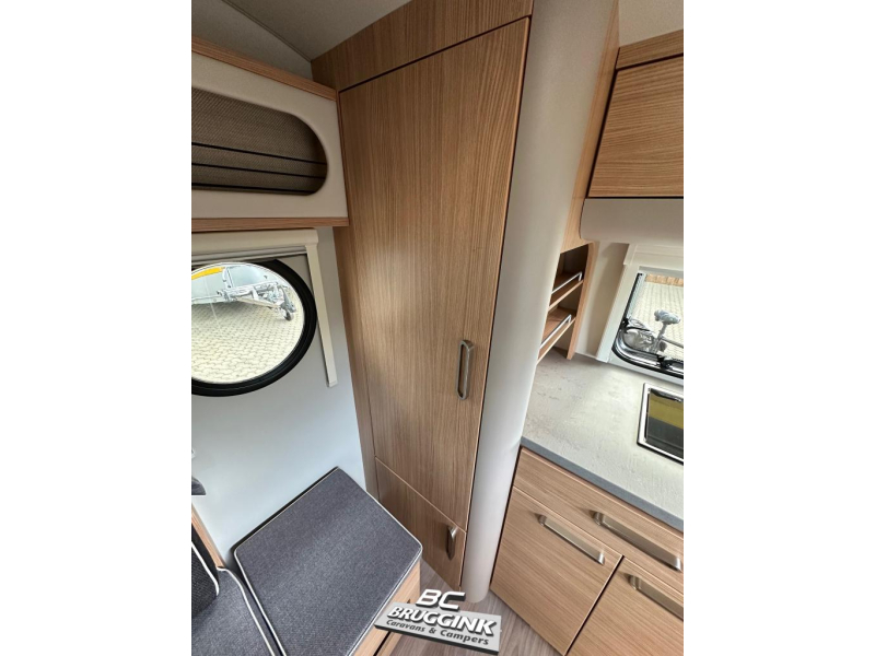 T@B 320 METROPOLIS  foto: 8