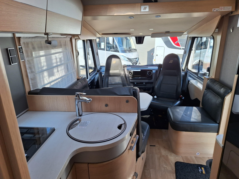 Hymer BMC-I 680 -5 PERSONAS-FULL OPTIONS foto: 2