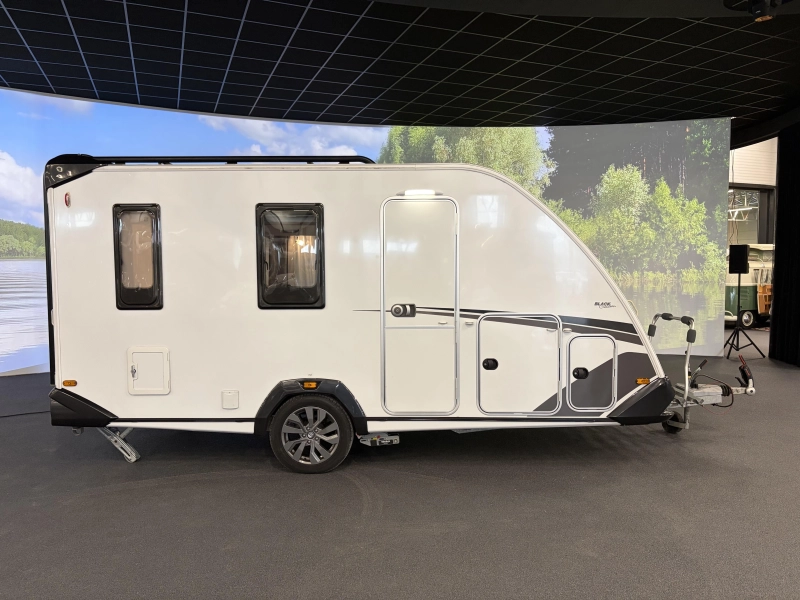 Knaus Sport en Fun 480 QL Black Edition / mover  foto: 2