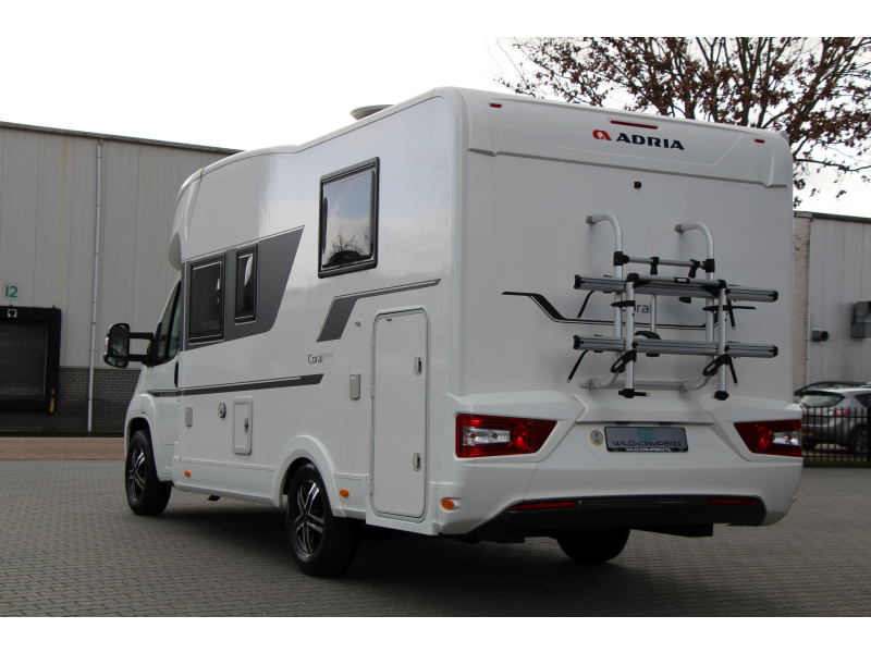 Adria Coral 600 SC Queensbed - Compacto foto: 2