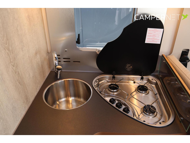 Laika ECOVIP H4109DS 180hp Automatic | Leveling system | Alde heating | Cabinets instead of Drop-down bed | Lithium | Inverter | Single beds | Face photo: 13