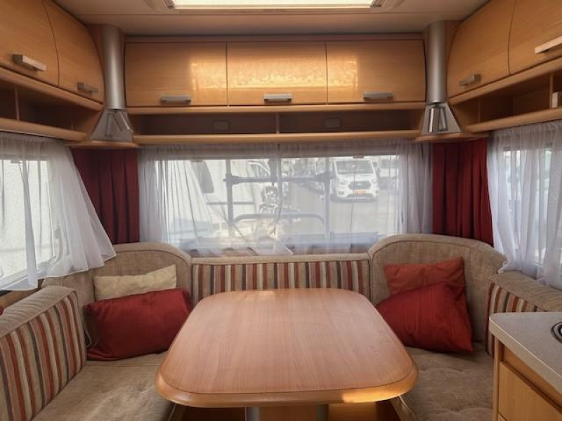 TEC Travel King 460 TDF Mover & awning photo: 3