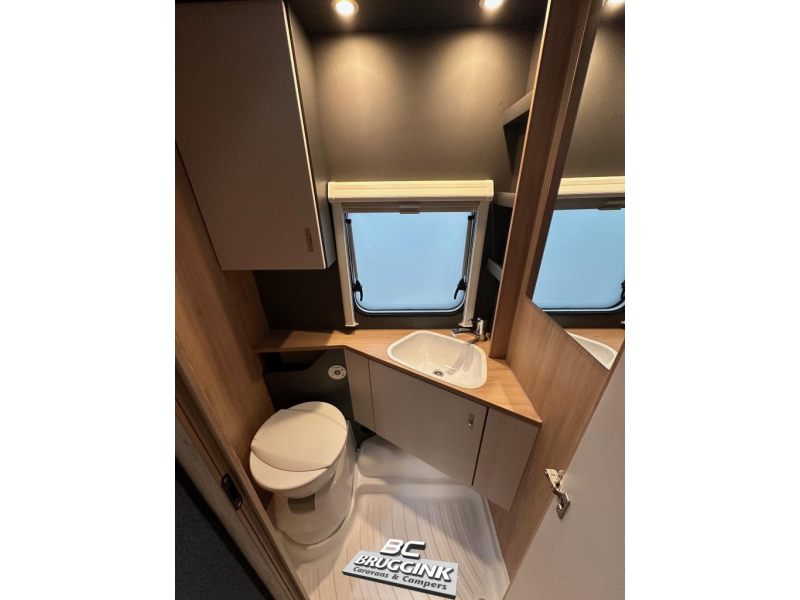Knaus Sport 460 EU ENKEL BED VLOERVERWARMING  foto: 4