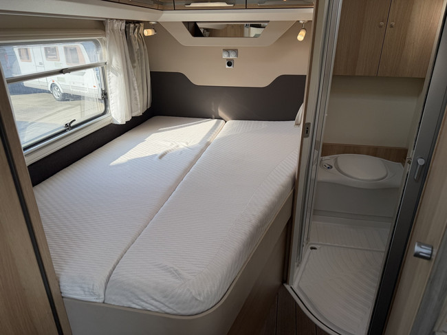 Knaus SKY TI 650 MF / Stockage gratuit photo : 13