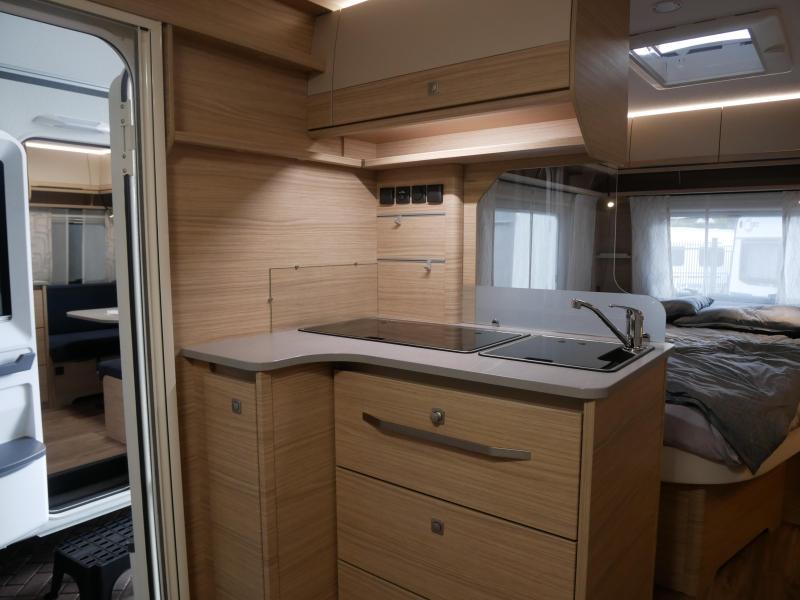 Fendt Bianco Activ 495 SFE Model 2026  foto: 7