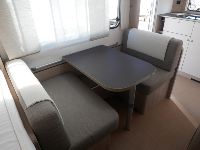 B&uuml;rstner Premio Life 425 TS Mover, Vorzelt Foto: 11