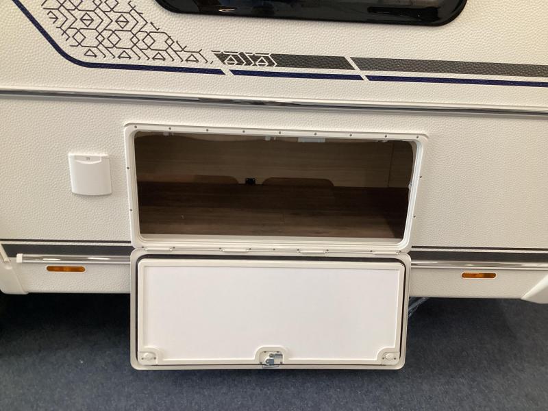 Fendt Bianco Selection 465 TG modeljaar 2026  foto: 15