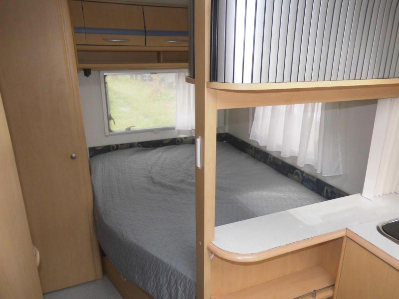 Beyerland Quartz 460 LB Nieuwe voortent en mover!  foto: 3