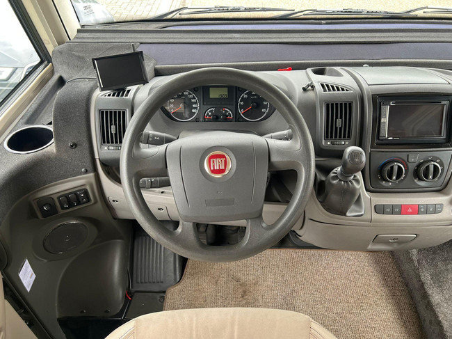 Hymer B514l | Cama fija | Asiento en L | Toldo de cassette | Aire acondicionado | Bearlock | C&aacute;mara | NAVI | Apple CarPlay | TV foto: 10