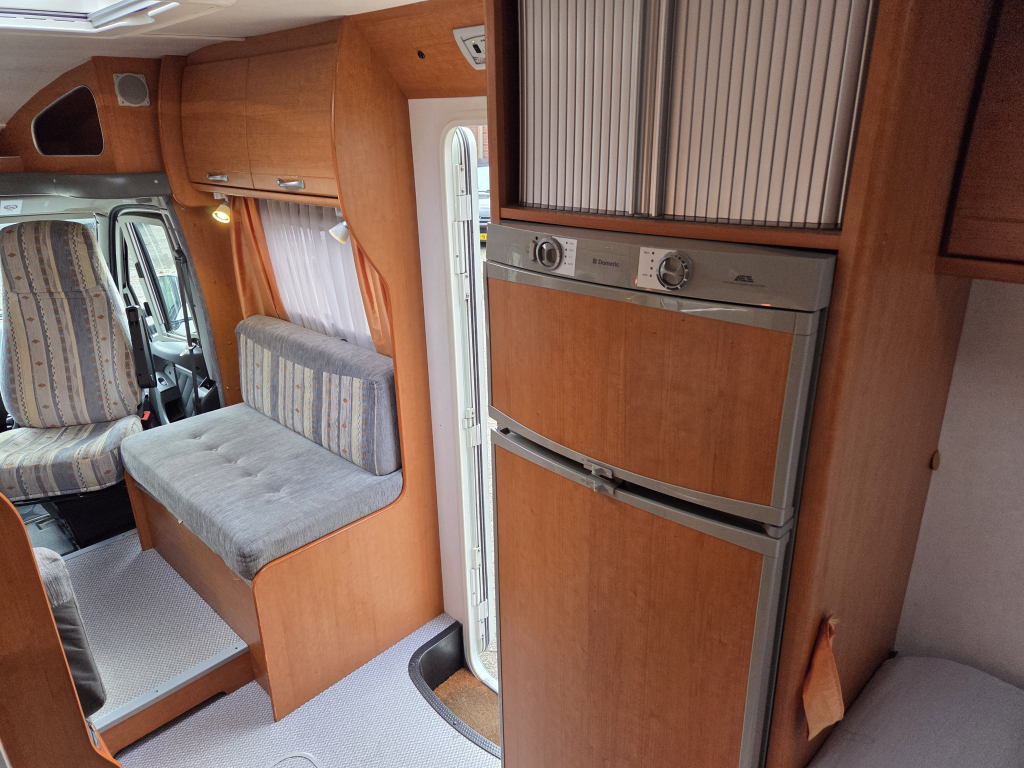 LMC Liberty 662 TI franz&ouml;sisches Bett 2006 Foto: 13