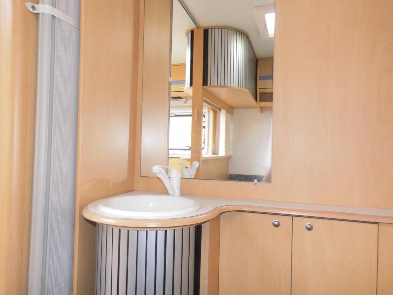 Beyerland Quartz 460 LB Nieuwe voortent en mover!  foto: 5