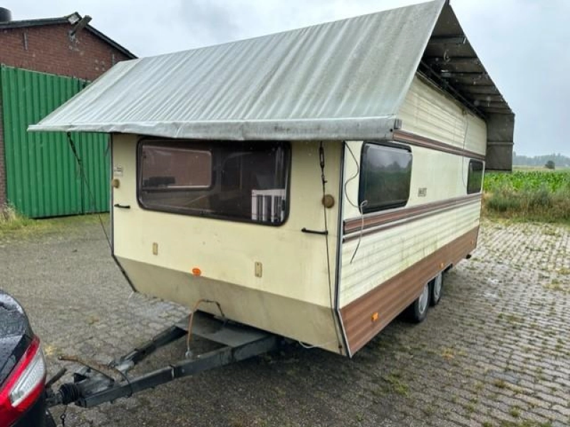 Knaus Wolf 535 met winterdak  foto: 2