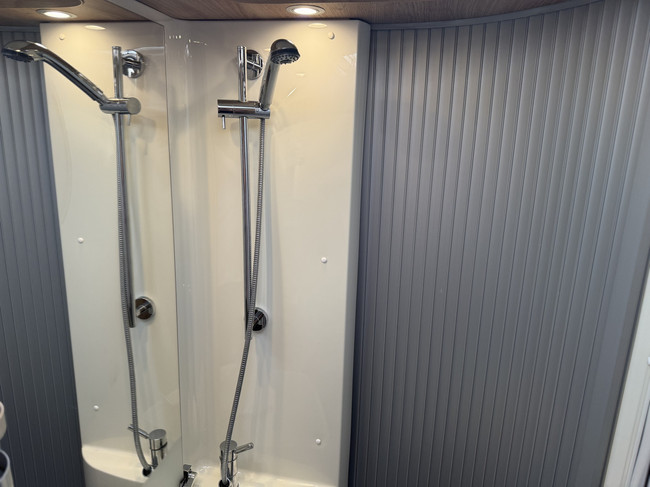 Knaus SKY TI 650 MF / Stockage gratuit photo : 12