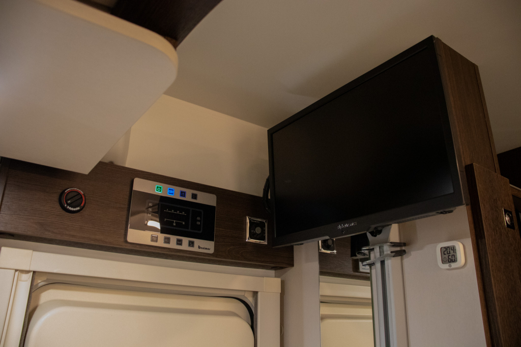Benimar Tessoro 487 photo: 31