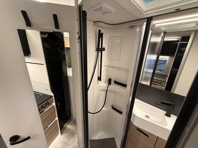 Hymer BMC-T 600 Facelift Modeljaar 2026 nu op voorraad!! foto: 13