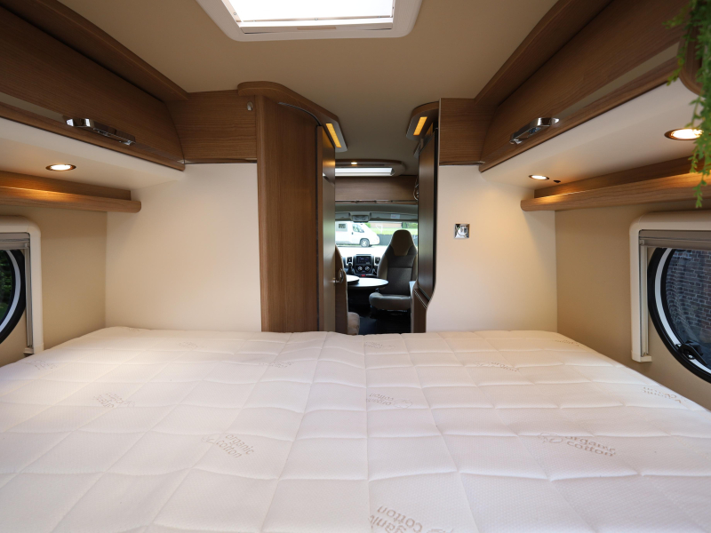 Malibu Van Charming 600 DB automatic | tow bar photo: 3