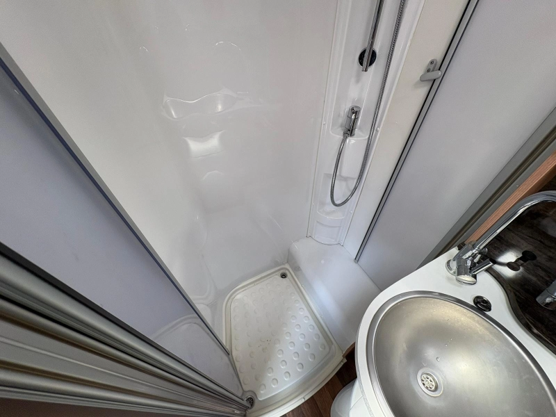 Knaus Sky TI 650 MEG Enkele bedden,Airco,130PK  foto: 16
