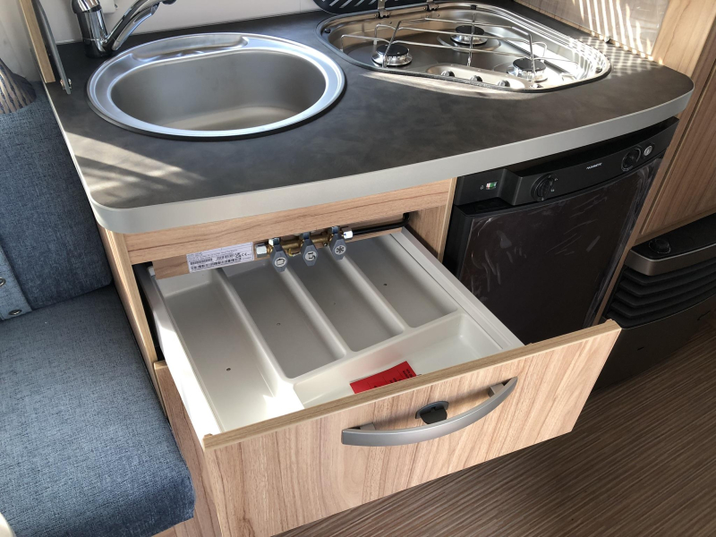 Eriba Feeling 470 Ik ben te huur!  foto: 8