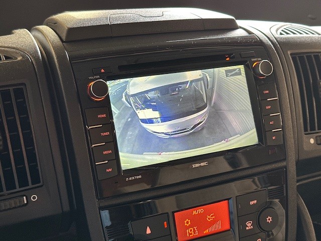 Hymer B 588 DL, nur 15249 km! Foto: 15