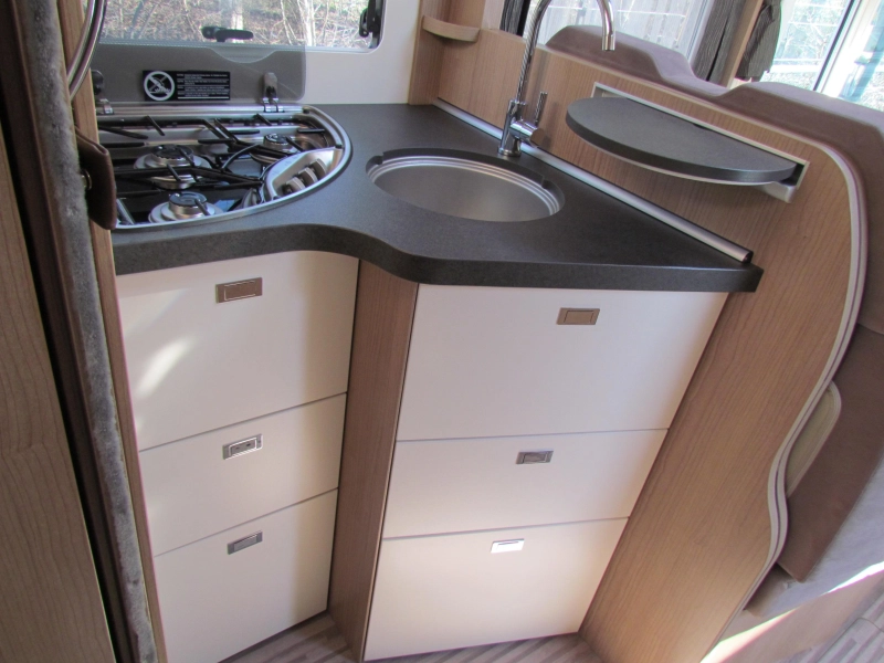 Malibu I 440 LE Camas individuales, Cama abatible foto: 5