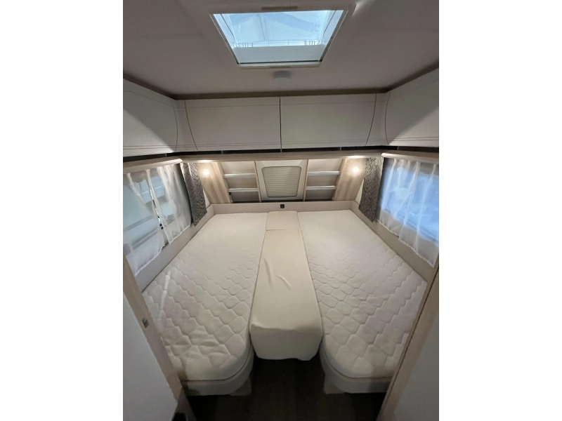 Hobby De Luxe 540 UL Einzelbetten / Mover Foto: 6