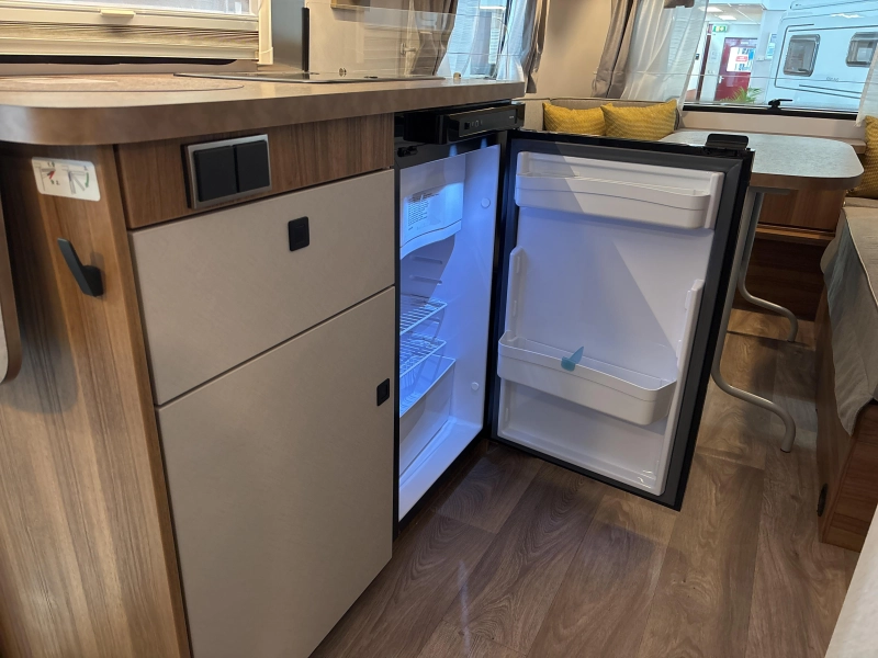 Eriba Touring 540 Legend Hampton Argent photo : 12