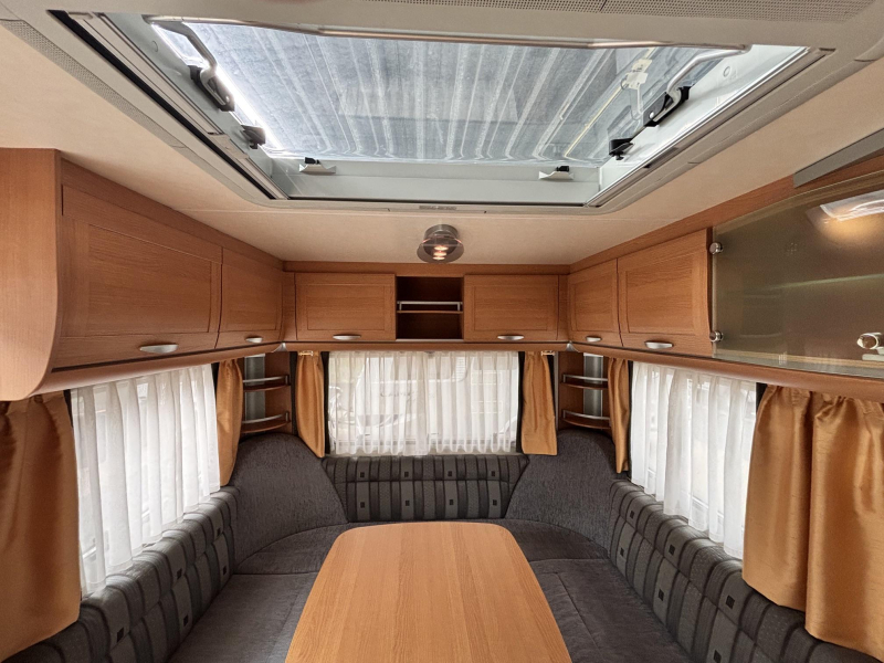 Knaus Azur 500 FU Fransbed + Mover  foto: 8