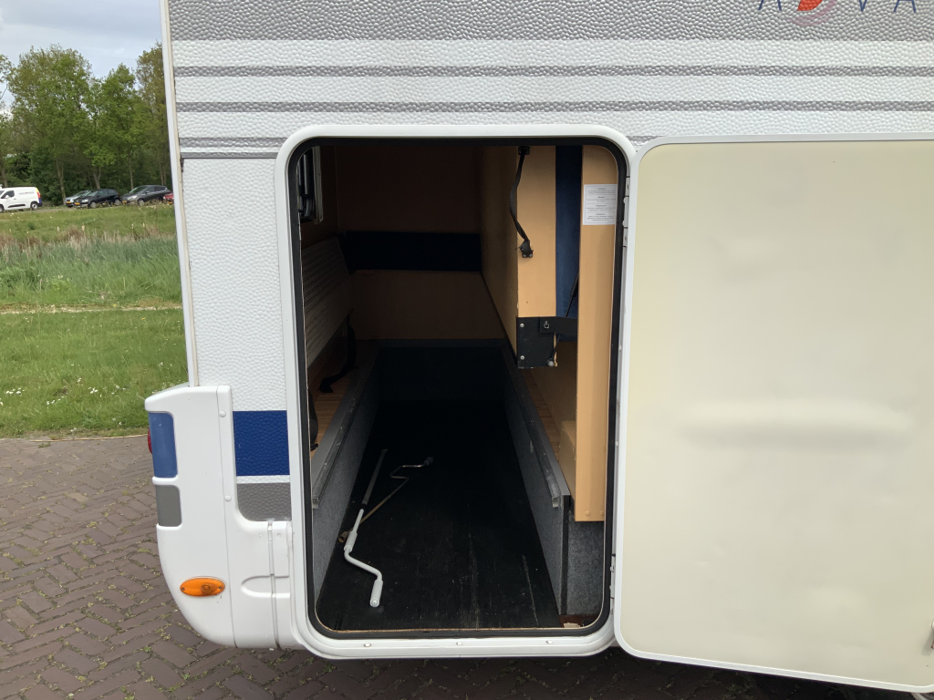 Detlheffs A 5881 Fiat 2.3 130 PS, Alkoven, Etagenbett, 5 Sitzpl&auml;tze und 6 Schlafpl&auml;tze, Hat Gebrauchsspuren, Bj. 2007 Camper Zentrum on the road Foto: 29